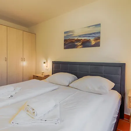 아파트 Rugana - Komfortplus Mit 1 Schlafzimmer Und Terrasse D41 *